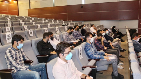 آیین گرامیداشت دانش آموختگی دانشجویان پردیس شهید رجایی به روایت تصویر 13