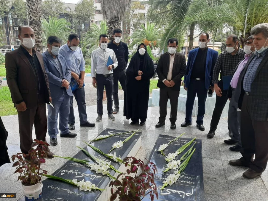 تجلیل از ایثارگران در واقع پاسداشت ارزشهای معنوی ماست و در تداوم ترویج فرهنگ ایثار و شهادت هم موثر می باشد. 4