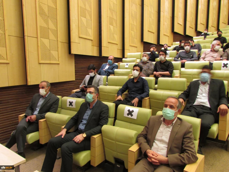 امام خمینی الگویی کامل و زیباترین واژه قرن است  4