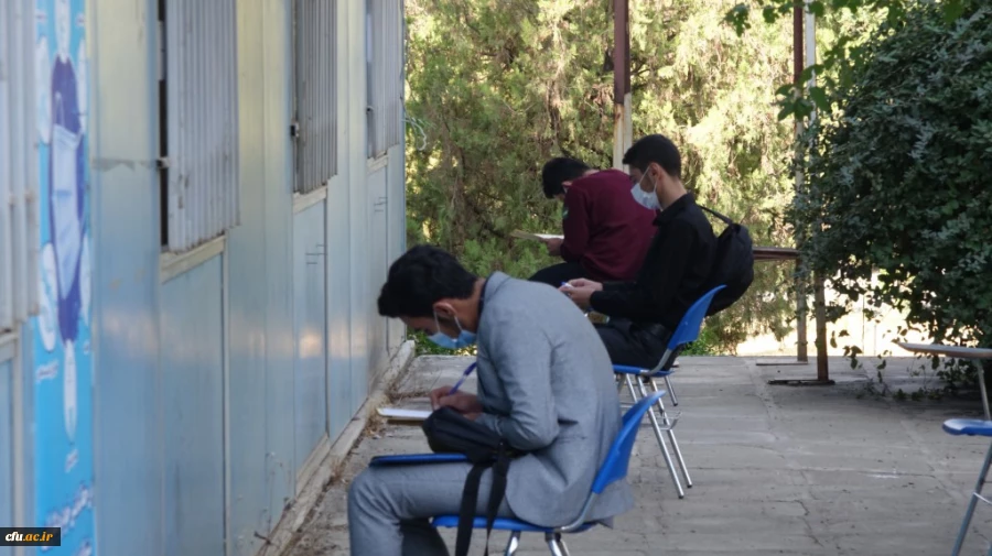 بازدید مدیر امور پردیس های دانشگاه فرهنگیان کردستان از روند ثبت نام حضوری دانشجومعلمان جدیدالورود 5