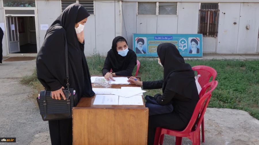 بازدید مدیر امور پردیس های دانشگاه فرهنگیان کردستان از روند ثبت نام حضوری دانشجومعلمان جدیدالورود 16