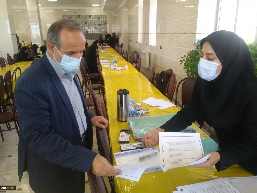 بازدید سرپرست دانشگاه فرهنگیان استان مرکزی از مراحل ثبت نام دانشجویان جدیدالورود 3