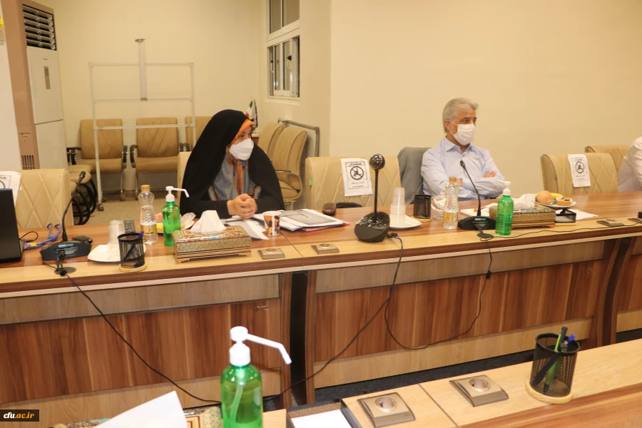 دومین جلسه بنیاد خیرین حامی دانشگاه فرهنگیان استان اصفهان 9