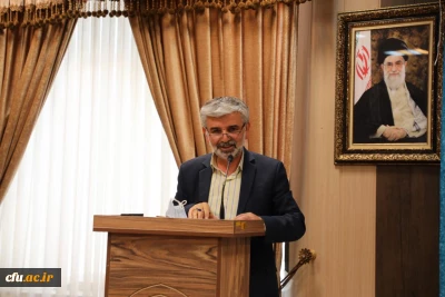 معاون آموزشی و تحصیلات تکمیلی دانشگاه فرهنگیان:

همه گیری کرونا آغاز فصل جدید آموزش های نوین در دانشگاه 