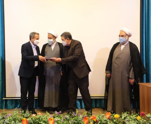 مراسم تکریم و تقدیر معاون پژوهش و فناوری دانشگاه فرهنگیان برگزار شد 3
