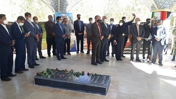 آیین افتتاحیه یادمان شهید گمنام و استقبال از دانشجویان جدیدالوروددانشگاه فرهنگیان سیستان وبلوچستان 2