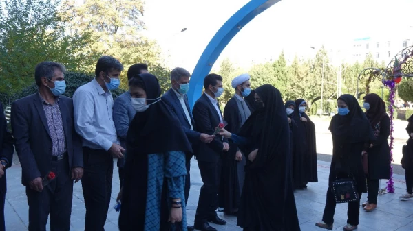 آیین استقبال از نو دانشجو معلمان دانشگاه فرهنگیان
 2