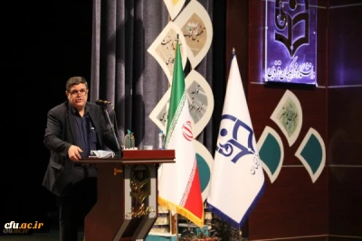 رئیس دانشگاه فرهنگیان:

رشد و تعالی معنوی دانشجو معلمان با تاسی به قرآن کریم میراث تکرارناپذیر پیامبر اکرم (ص) امکان پذیر است