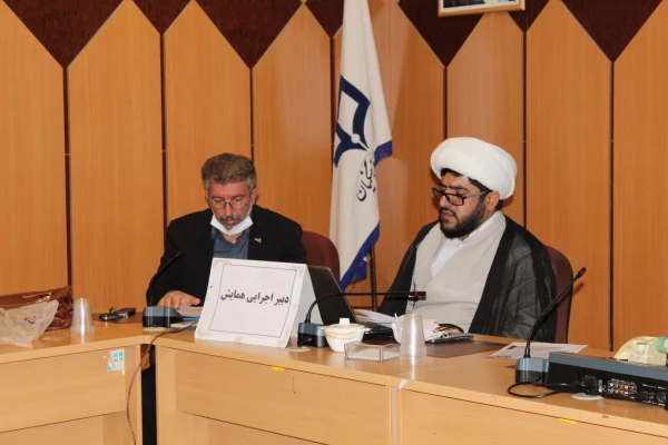 هفت خطر تاریخ نگاری را جدی بگیریم 2