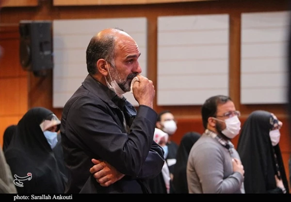 دکتر توان
یادشهداءباعث میشود تاخودرابه اسلام وانقلاب مدیون بدانیم وباهمان روحیه از آن دفاع کنیم 2