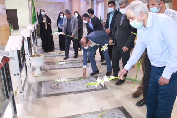 به مناسبت هفته تربیت بدنی؛ مسئولان و کارکنان دانشگاه فرهنگیان استان بوشهر با آرمان های شهدای ورزشکار تجدید میثاق کردند 7