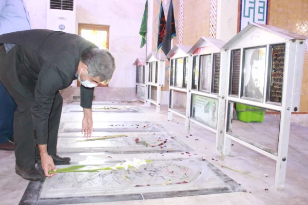 به مناسبت هفته تربیت بدنی؛ مسئولان و کارکنان دانشگاه فرهنگیان استان بوشهر با آرمان های شهدای ورزشکار تجدید میثاق کردند 10