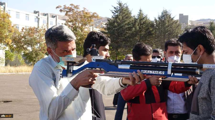 مسابقه تیراندازی با تفنگ بادی ویژه اساتید و کارکنان دانشگاه فرهنگیان کردستان
 6