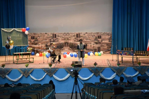 آیین دانش آموختگی دانشجومعلمان دانشگاه فرهنگیان یزد
 10