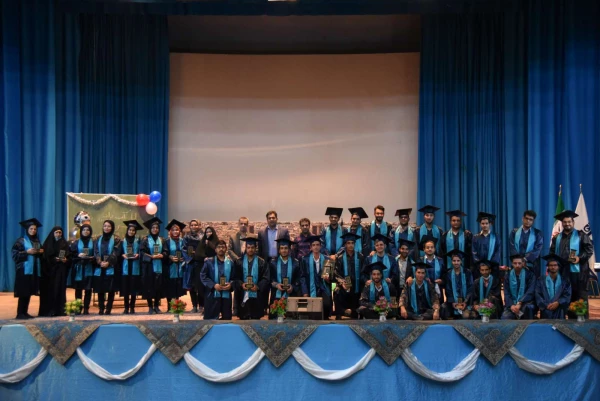 آیین دانش آموختگی دانشجومعلمان دانشگاه فرهنگیان یزد
 11