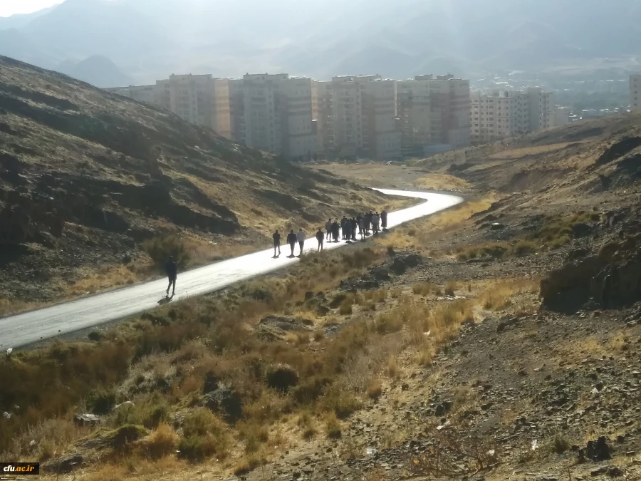 همایش پیاده روی کارکنان پردیس های استان مرکزی به مناسبت هفته تربیت بدنی برگزار شد
 7