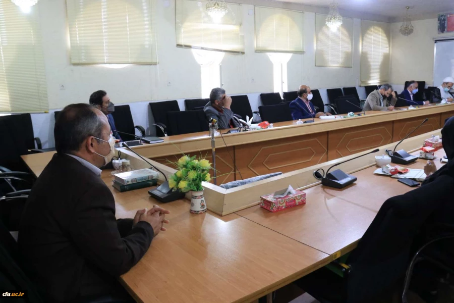 کارگاه بازخوانی و تبیین بیانیه گام دوم انقلاب اسلامی
 4