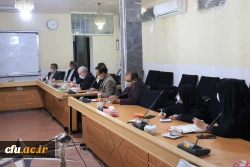 کارگاه بازخوانی و تبیین بیانیه گام دوم انقلاب اسلامی
 7