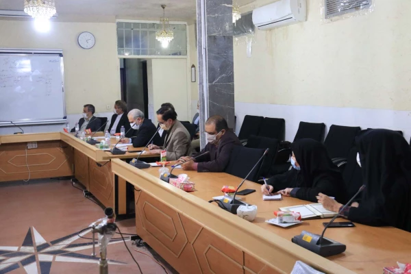 کارگاه بازخوانی و تبیین بیانیه گام دوم انقلاب اسلامی
 7