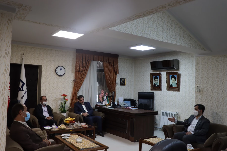 تفاهم نامه همکای بین دانشگاه آزاد اسلامی واحدرشت و دانشگاه فرهنگیان گیلان امضا شد. 4