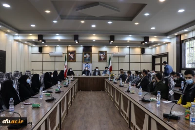 دکتر صفری در مراسم یوم الله 13 آبان در دانشگاه فرهنگیان گیلان:

دانش آموزان در سال 1357 با شور و شعور انقلابی خود، هویت مسلمانی و خود اتکایی، روح مبارزه با استکبار را در جامعه القا کردند