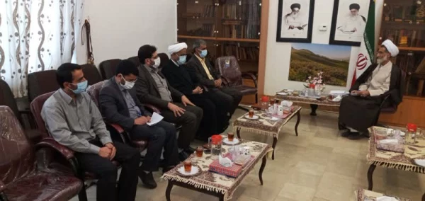 دیدار رییس دانشگاه فرهنگیان چهارمحال و بختیاری با نماینده ولی فقیه در استان 2