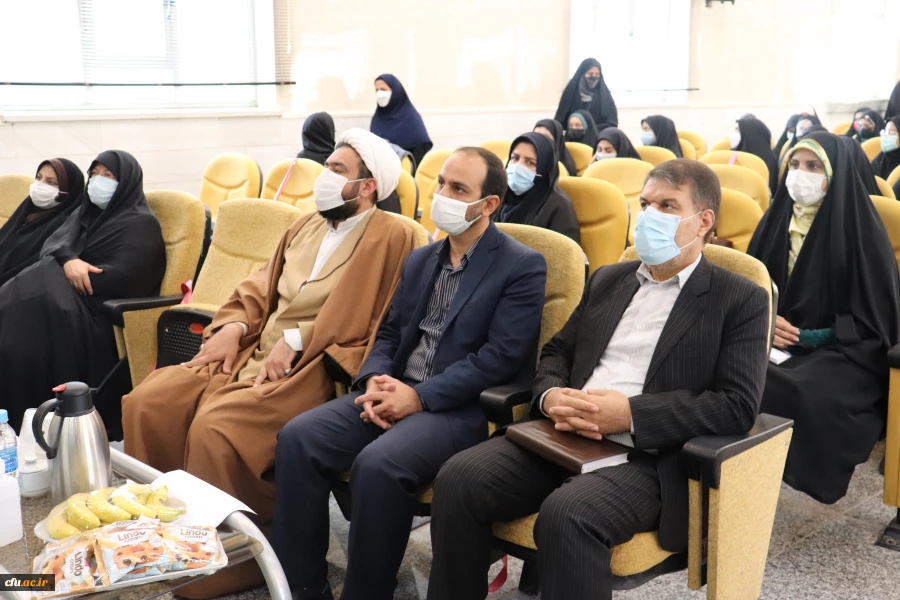 مراسم تجلیل از جهادگران بسیجی علمی-تربیتی
 7