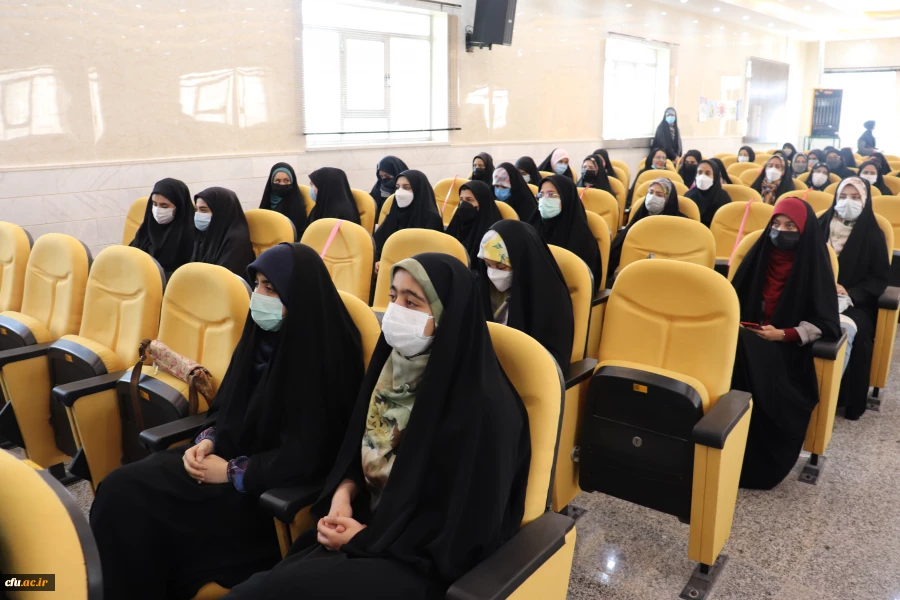 مراسم تجلیل از جهادگران بسیجی علمی-تربیتی
 8