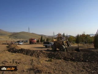 سرپرست دانشگاه فرهنگیان استان مرکزی خبر داد:

آغاز عملیات ساخت سالن ورزشی چند منظوره در پردیس حضرت زینب کبری (س) 
