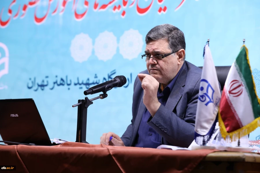 جامعه موفق از دانش آموز و دانشجوی جسور انسان خلاق فردا را تربیت می کند 2