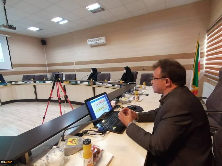 کارگاه آموزشی سواد رسانه ای توسط بسیج اساتید دانشگاه فرهنگیان استان ایلام 
