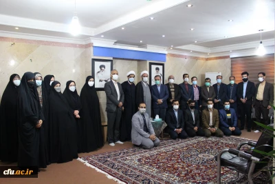 مدیریت امور پردیس های استان سمنان خبر داد:

دیدار کارکنان، استادان و جمعی از دانشجو معلمان پردیس های استان با نماینده ولی فقیه