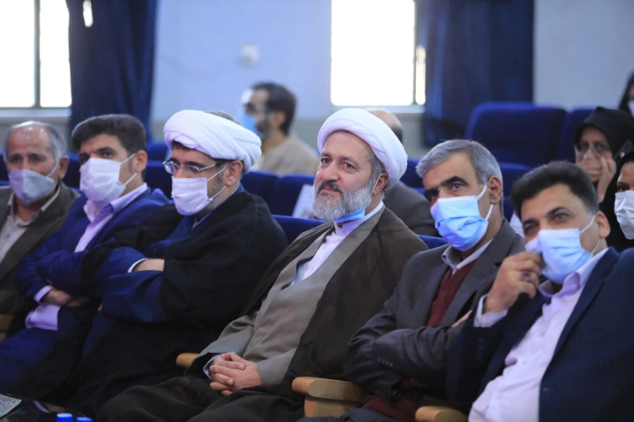 کربلا و اربعین، درسنامه، رهنامه و نظام نامه زندگی است 6