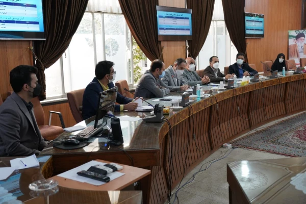 بررسی چالش ها و آسیب های در کارورزی با حضور مسئولین دانشگاه فرهنگیان و مسئولین آموزش و پرورش استان اصفهان 3