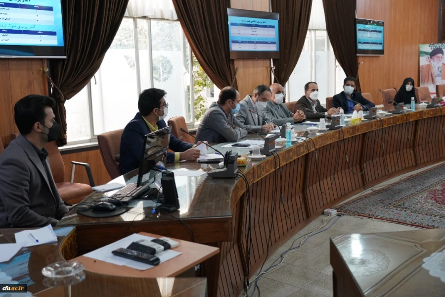بررسی چالش ها و آسیب های در کارورزی با حضور مسئولین دانشگاه فرهنگیان و مسئولین آموزش و پرورش استان اصفهان 3