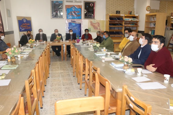 روز کتاب و کتابخوانی گرامی باد(نشست تخصصی هفته کتاب و کتابخوانی در دانشگاه فرهنگیان خراسان شمالی  ) 2