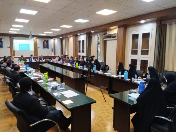 
مشارکت پذیری، هم افزایی استفاده از الگو های موفق استان ها در حوزه فرهنگی از اهداف اصلی برگزاری قطب های پنجگانه است 4