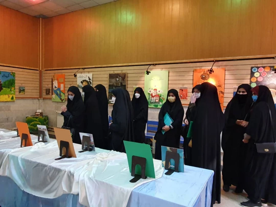 بازدید دانشجویان دانشگاه فرهنگیان استان مرکزی از کانون پرورش فکری کودکان و نوجوانان استان 4