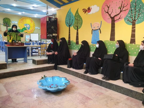 بازدید دانشجویان دانشگاه فرهنگیان استان مرکزی از کانون پرورش فکری کودکان و نوجوانان استان 5