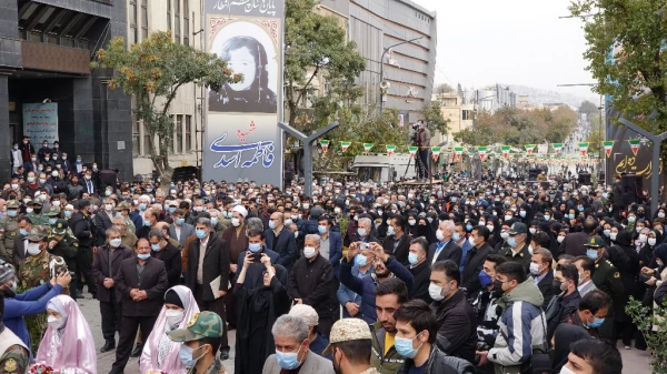 حضور اساتید و کارکنان دانشگاه فرهنگیان کردستان در مراسم تشییع و تدفین پیکر مطهره شهیده فاطمه اسدی
 3