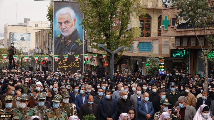 حضور اساتید و کارکنان دانشگاه فرهنگیان کردستان در مراسم تشییع و تدفین پیکر مطهره شهیده فاطمه اسدی
 4