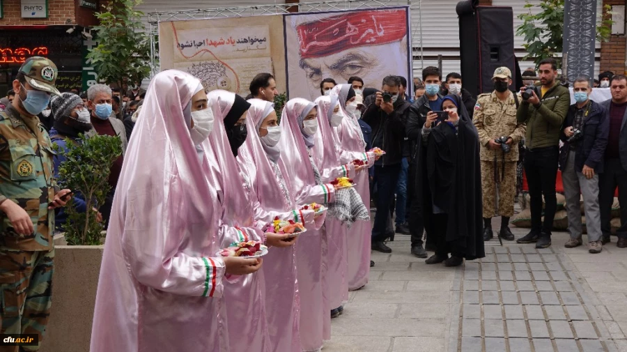 حضور اساتید و کارکنان دانشگاه فرهنگیان کردستان در مراسم تشییع و تدفین پیکر مطهره شهیده فاطمه اسدی
 5