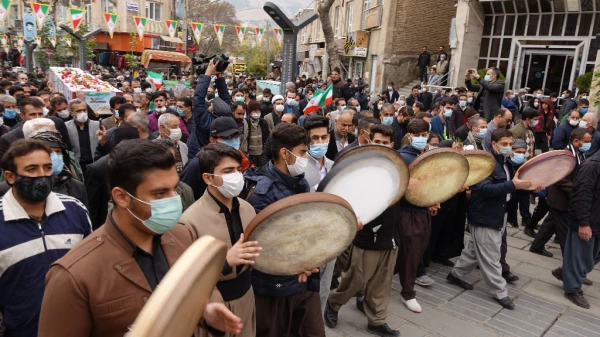 حضور اساتید و کارکنان دانشگاه فرهنگیان کردستان در مراسم تشییع و تدفین پیکر مطهره شهیده فاطمه اسدی
 11