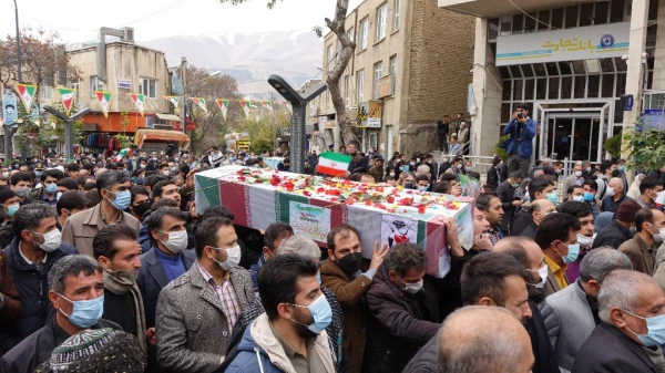 حضور اساتید و کارکنان دانشگاه فرهنگیان کردستان در مراسم تشییع و تدفین پیکر مطهره شهیده فاطمه اسدی
 12