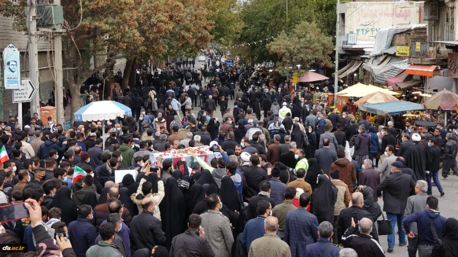 حضور اساتید و کارکنان دانشگاه فرهنگیان کردستان در مراسم تشییع و تدفین پیکر مطهره شهیده فاطمه اسدی
 14