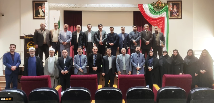 کارگاه کشوری چگونگی تدوین کتب درسی دانشگاهی ویژه اعضای هیأت علمی مدرسان و مأموران آموزشی استان های گلستان، خراسان شمالی و مازندران در گرگان برگزار شد. 8