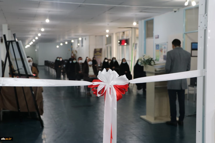 مراسم گرامیداشت هفته کتاب و کتاب خوانی و رونمایی از کتابخانه پردیس فاطمه الزهرا(س) دانشگاه فرهنگیان استان آذربایجان شرقی 4