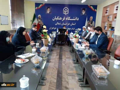 به مناسبت هفته بسیج در دانشگاه فرهنگیان خراسان شمالی برگزار شد:

 نشست کمیته فرهنگی بسیج با عنوان راهکارهای امید آفرینی در نسل جوان 