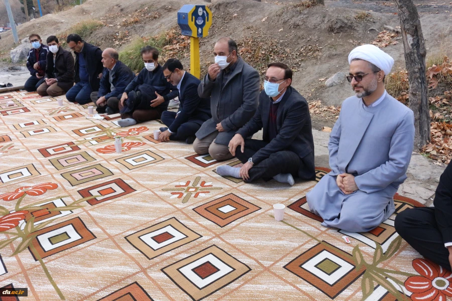 هفته بسیج و تجدید میثاق با شهدای گمنام و نشست کمیته فرهنگی بسیج با عنوان( راهکارهای امید آفرینی در نسل جوان)  در دانشگاه فرهنگیان خراسان شمالی برگزار گردید. 2