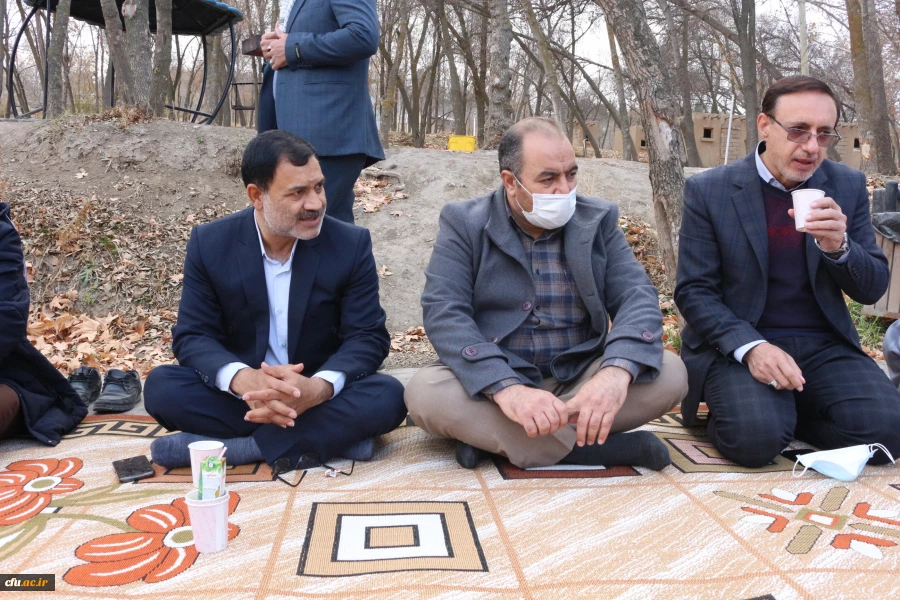 هفته بسیج و تجدید میثاق با شهدای گمنام و نشست کمیته فرهنگی بسیج با عنوان( راهکارهای امید آفرینی در نسل جوان)  در دانشگاه فرهنگیان خراسان شمالی برگزار گردید. 2